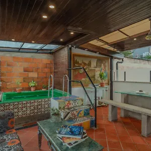  Guest house Casa Naranjos Colombia